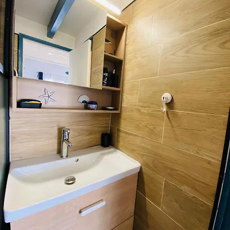 Maison A 350 M De La Animaux Bienvenus Villa *